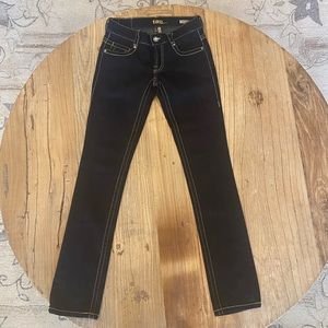 Black Tag Jeans